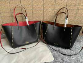 Picture of Valentino Handbags _SKUfw213817549fw